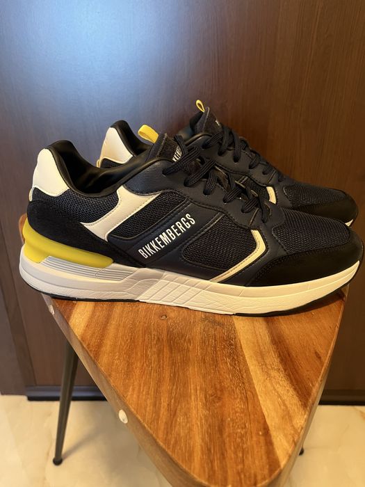 Кожени сникерси,,BIKKEMBERGS”