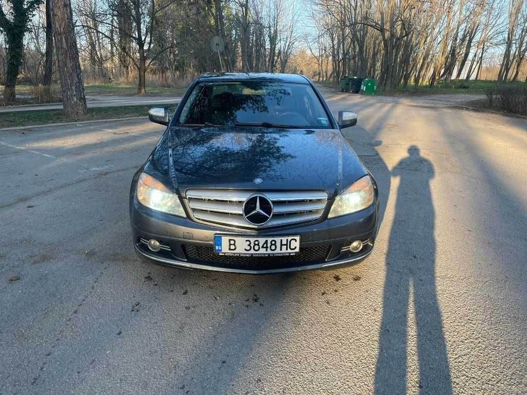 Mercedes-Benz C 320