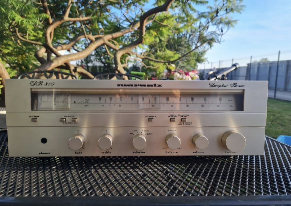 Amplituner Marantz SR810