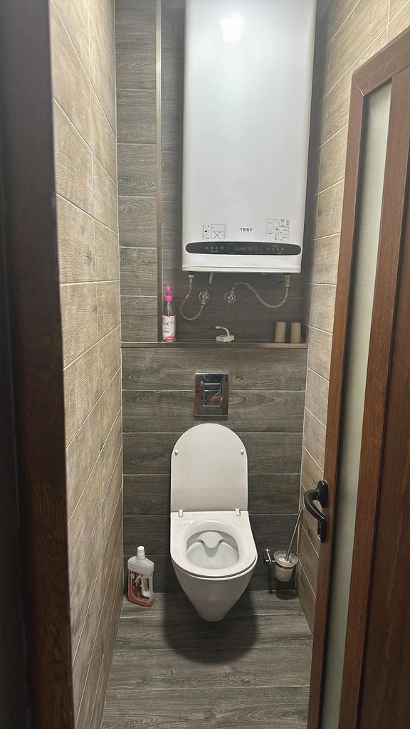 Продава се Тристаен апартамент в Плевен, Идеален център - 98 кв.м за 1480 €/кв.м - Снимка #11