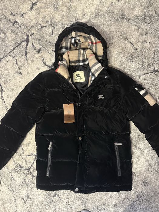 Burberry geaca neagra puffer de iarna marime S