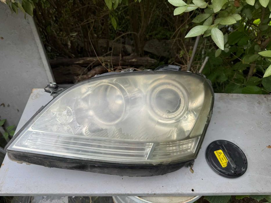 Ляв завиващ ксенонов фар за Mercedes ML W164
