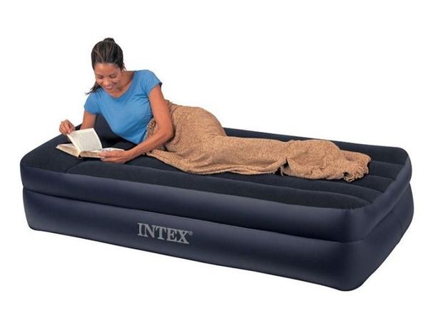 Односпальный надувной матрас-кровать со встроенным насосом Intex 64122