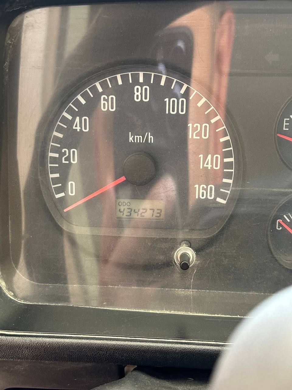 Isuzu bartavoy sotiladi