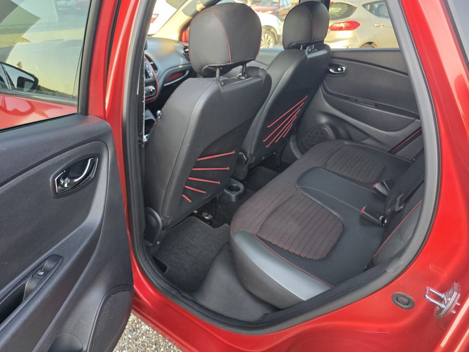 RENAULT CAPTUR 1.5 dCi / 2016 / EURO 6 / Navi / Camera / Cima