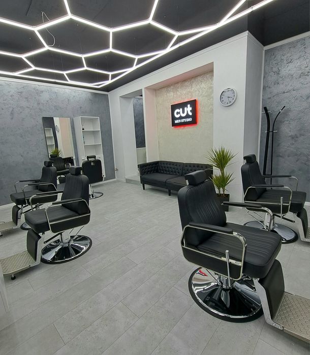 Post de lucru, frizerie, CUT Men Studio