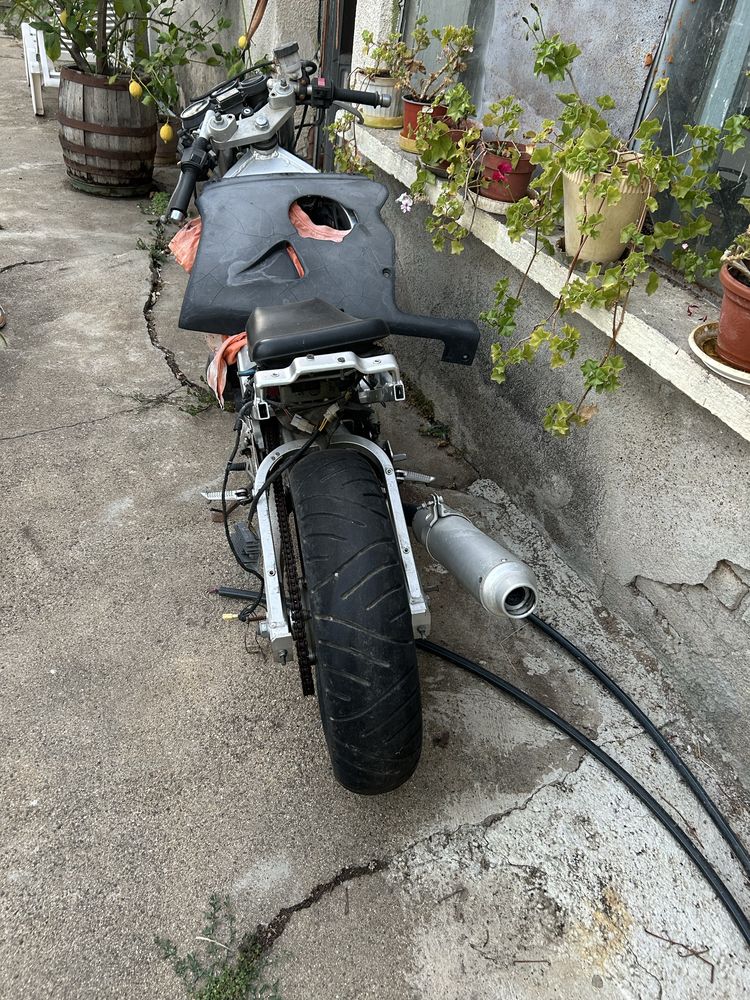 Suzuki gsxr 250 1995