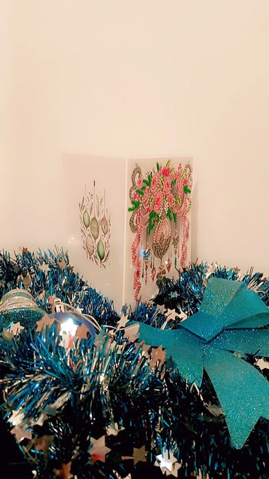 Felicitare de Crăciun cu Mozaic de Diamante – Strălucire și Eleganță