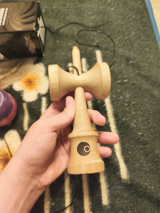 Okendama neospace 4 . Gripul este noeclear