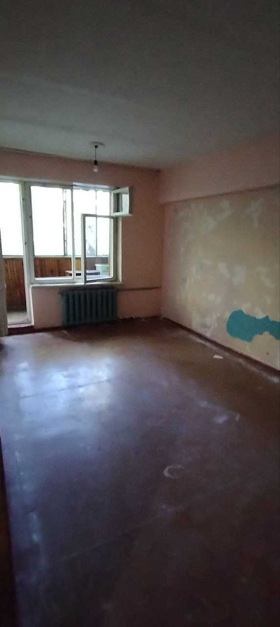 2/4/4 Яшнабад. район, Шастри, бывшее общежитие, условия внутри