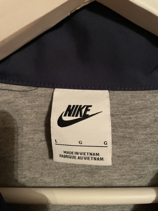 Ветровка NIKE