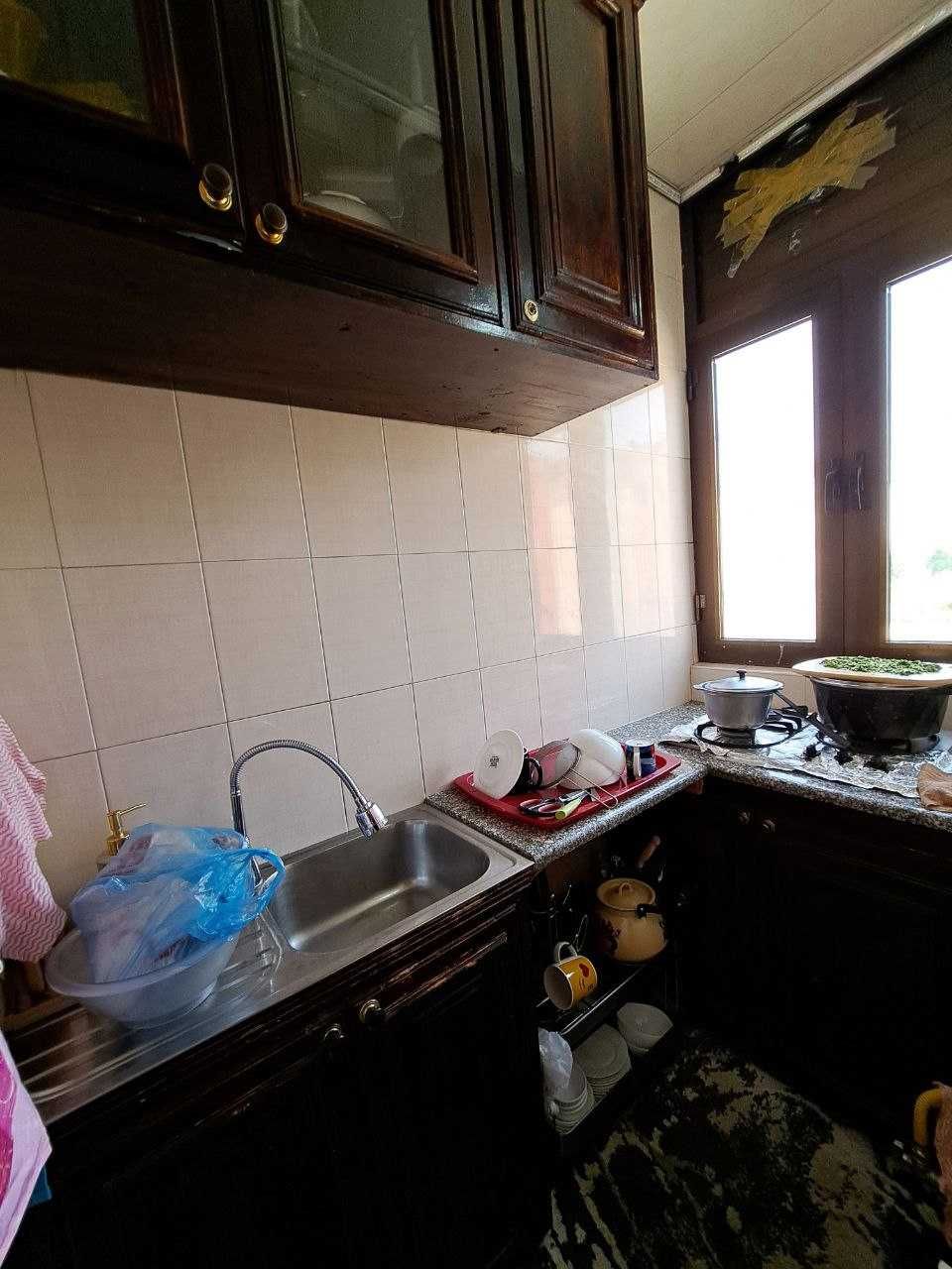 3х комнатная квартира в кирпичном доме, 77-серия, Аэропорт