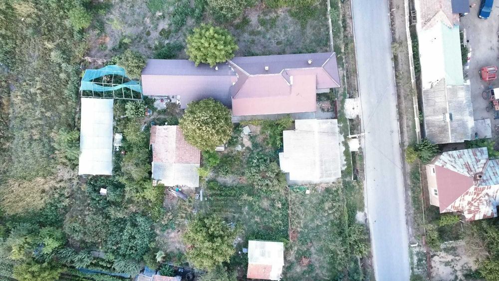 Casa  de vanzare  1500mp sau schimb cu apartament 2 camere