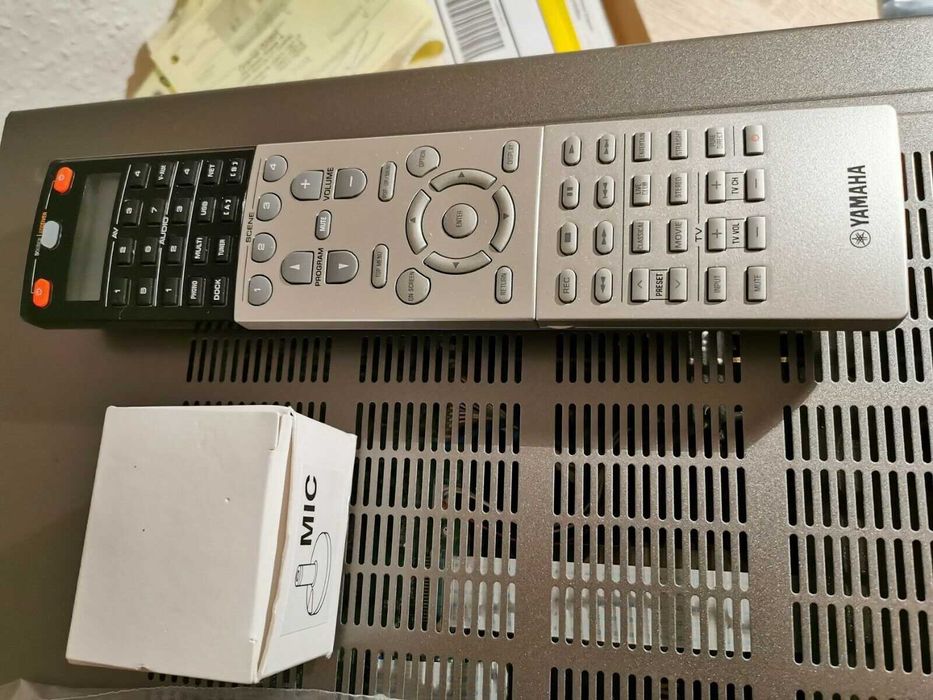 Receiver AV Yamaha RX-V2067