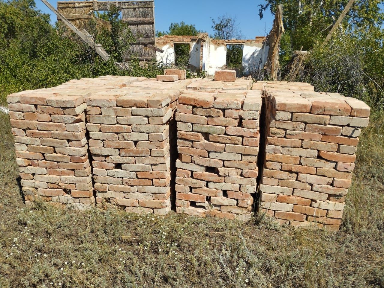 Кирпич Красный Селикатный