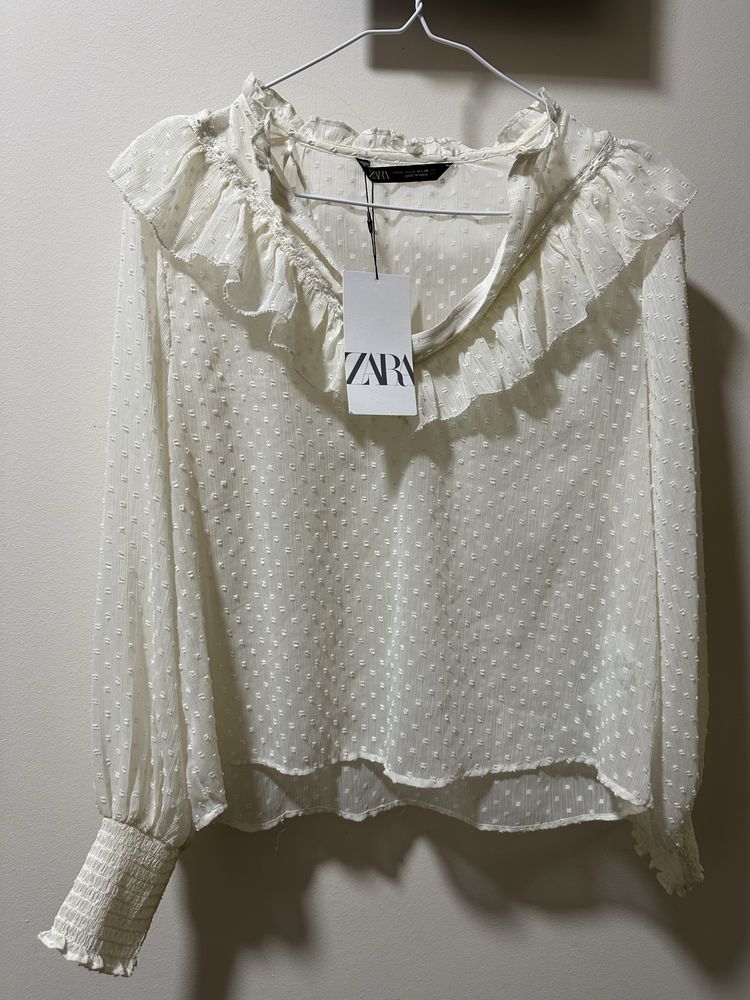 Чисто нова!! Дамска риза Zara с камъни, с дантела