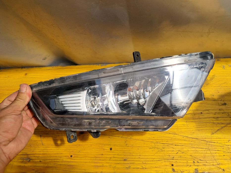 Халоген Seat Leon 20216/23г