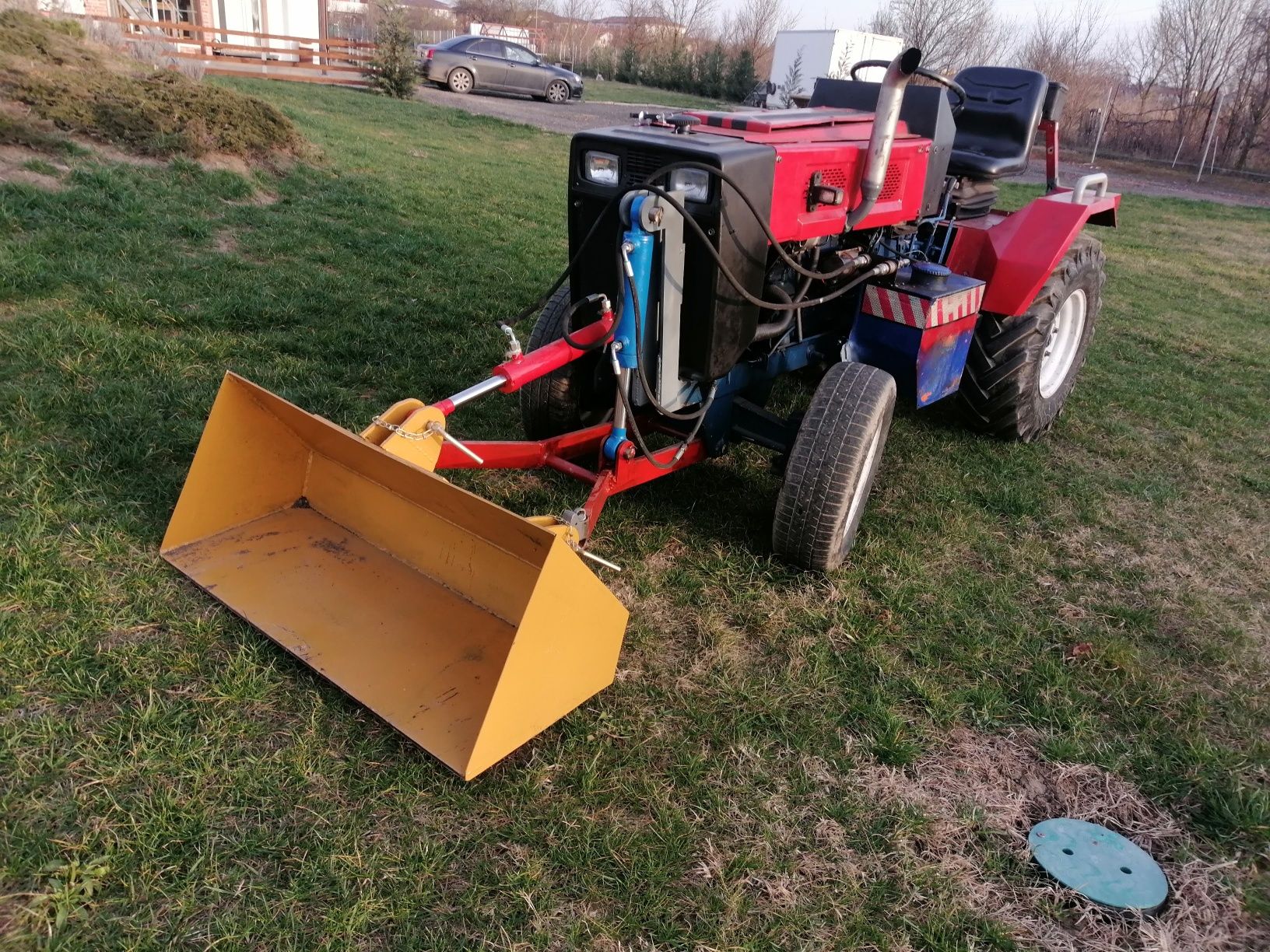 Tractor Holder P70  cupa,lift,freza,tocător vegetal ,cositoare