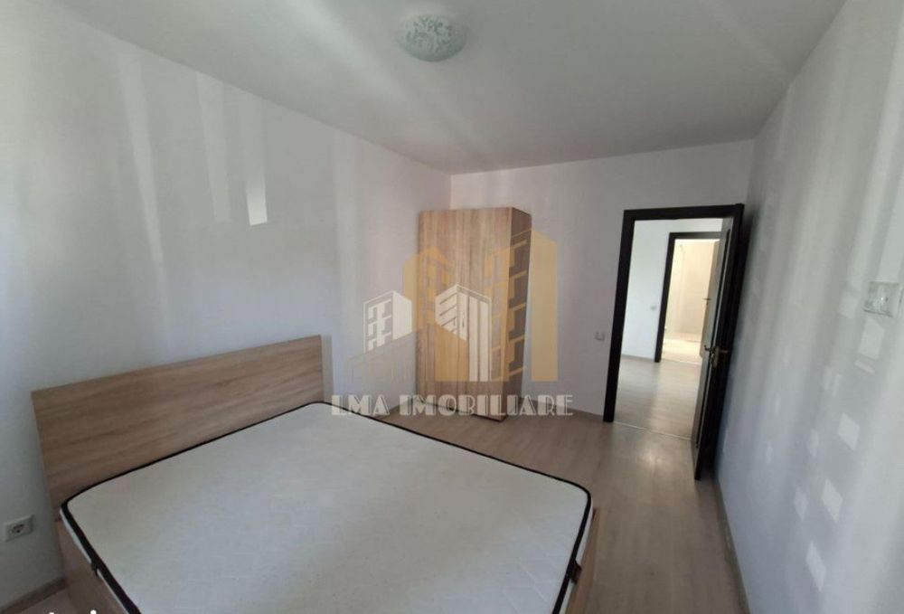 Apartament 3 camere de inchiriat