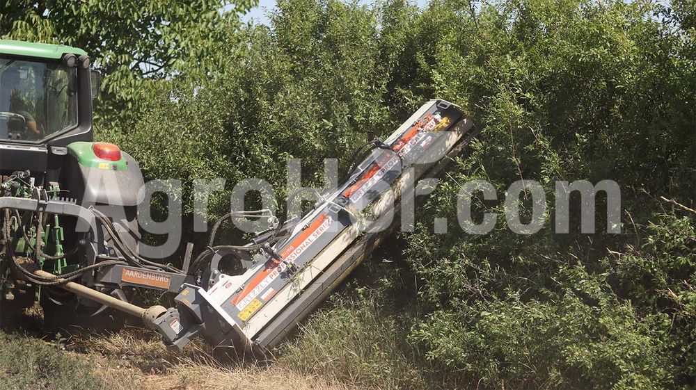 Tocator de resturi vegetale reglabil 180-260 cm / Beta XL Grizzly