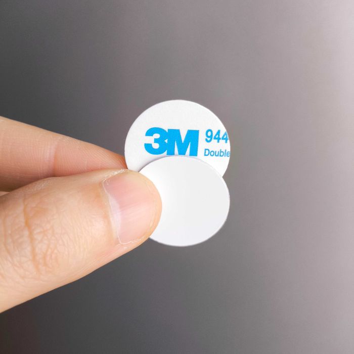 Чип наклейка для домофона и СКУД