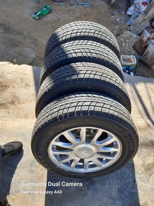 Продаётся колеса комплект