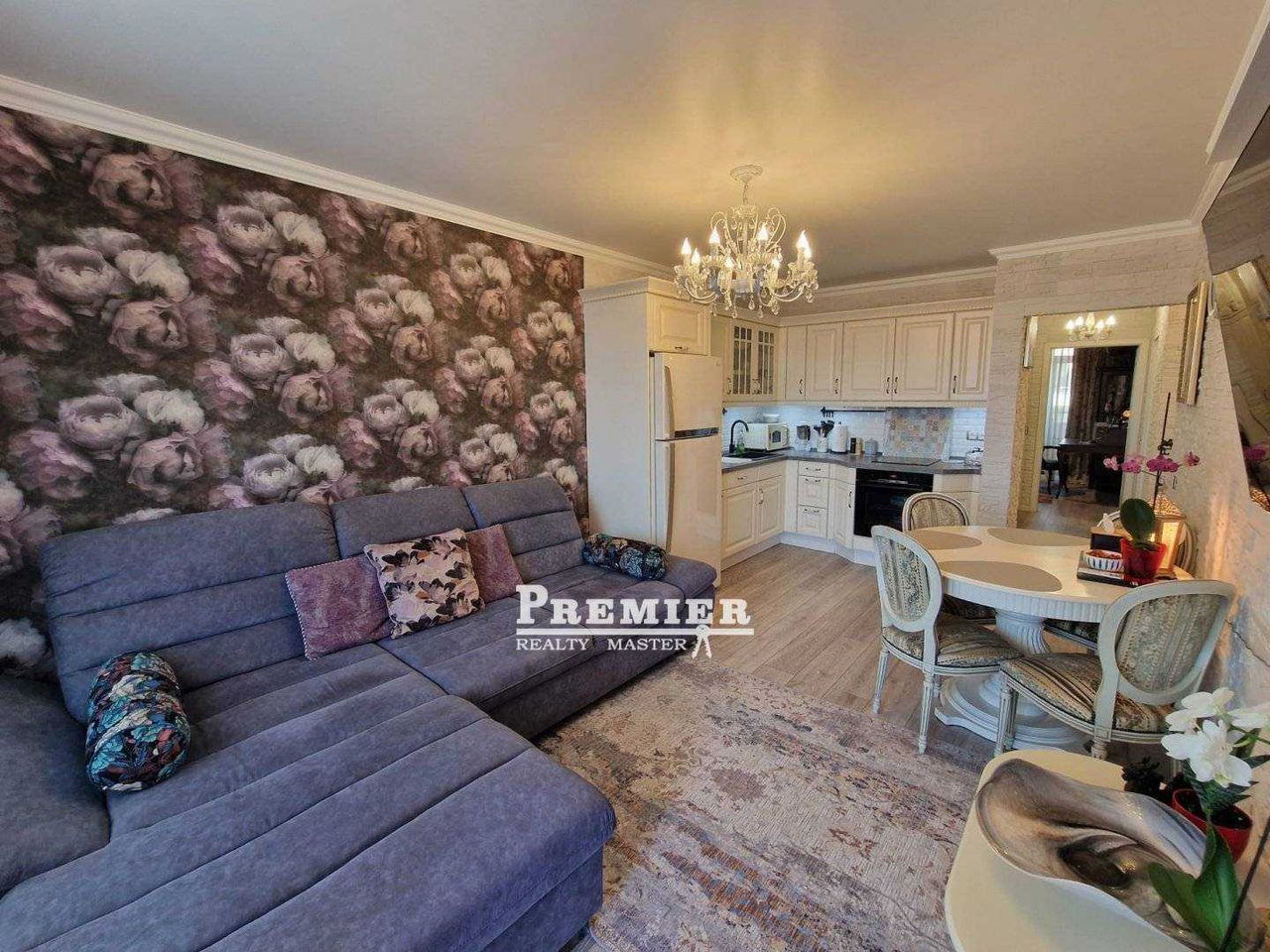 Продава се Тристаен апартамент в Свети Влас - 103 кв.м за 1942 €/кв.м - Снимка #7