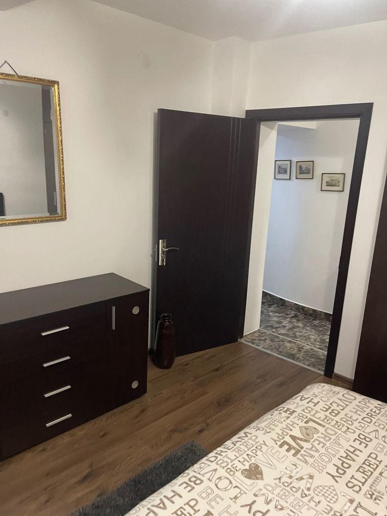 Дава се под наем Двустаен апартамент в Свищов - 52 кв.м за 127.5 € - Снимка #23