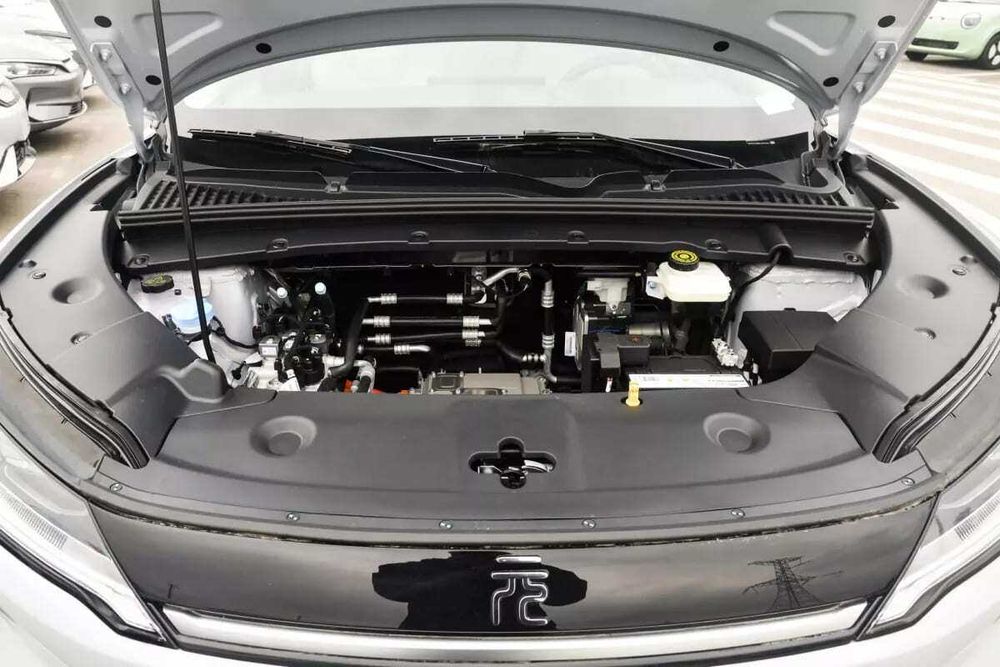 BYD Yuan Up Smart drive nasiyaga xarid qilishingiz mumkin