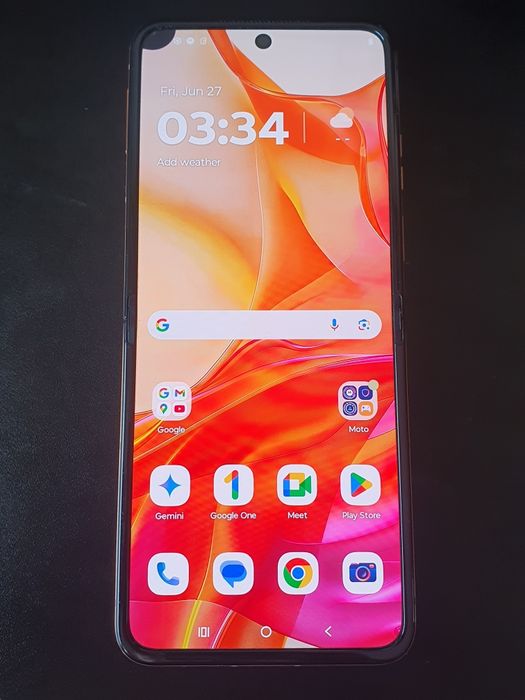 Motorola Razr 50 Ultra 512GB, 12GB RAM, 2024