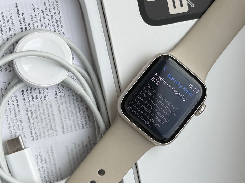 Apple Watch SE2 Gen 2 40mm Starlight