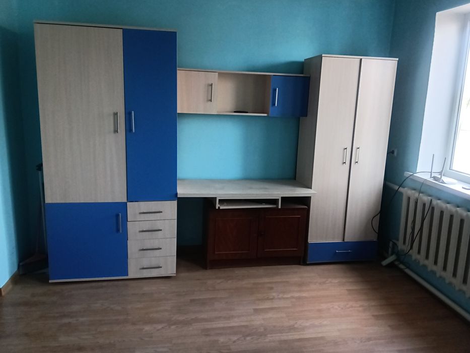 Продам детскую мебель для спальни.