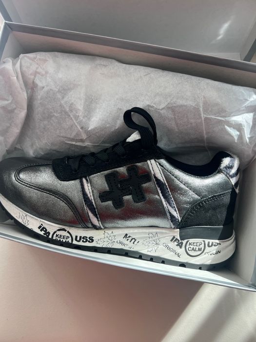 Нови кожени маркови маратонки 39