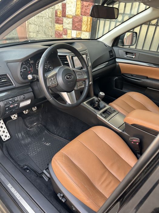 Subaru legacy V 2010