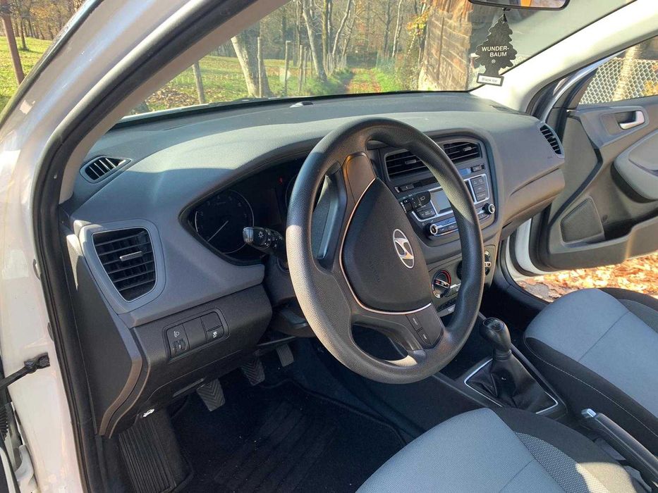 Hyundai i20 unic proprietar 83CP/2017