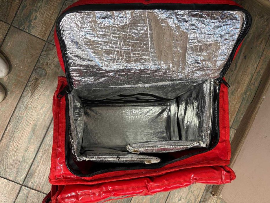 Genti livratori Tazz si Wolt – noi, izoterme, pentru delivery