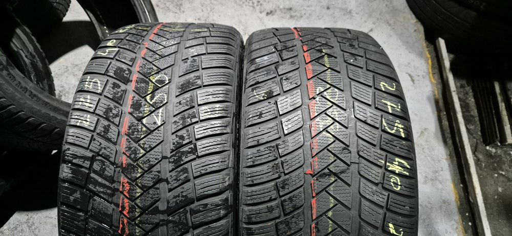 275 40 20 Vredestein m+s