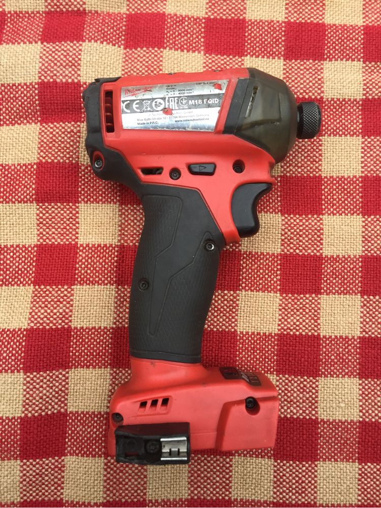 Milwaukee M18 FQID/безчетков хидравличен импакт