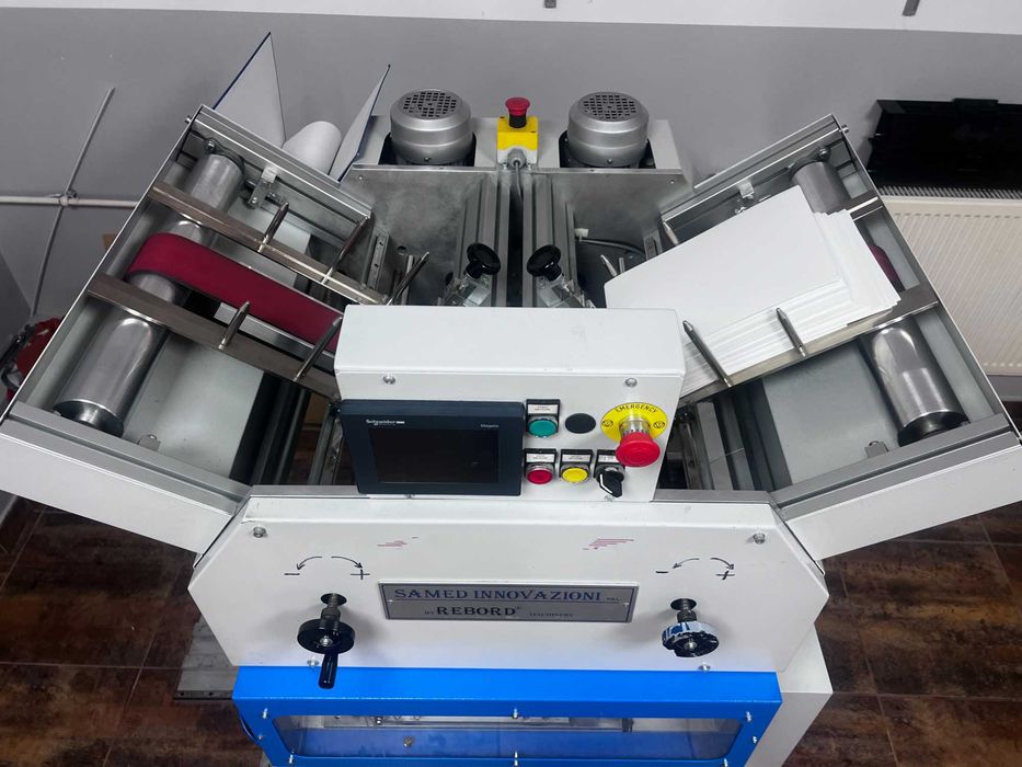 Masina automata de legat nucleu albume foto Samed Photofast