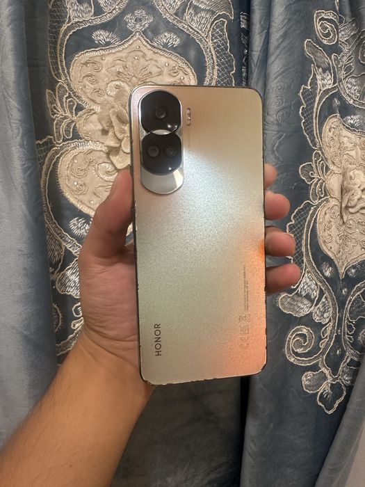 Продам Honor 90lite 13/256GB