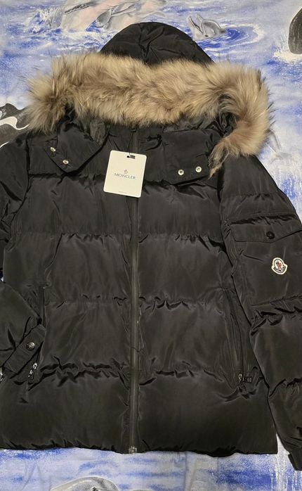 Мъжки Оригинални Пухени Якета с естествен косъм.