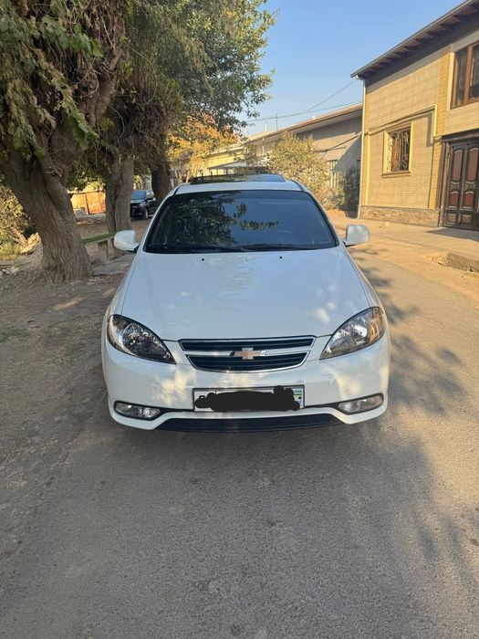 Gentra автомат .