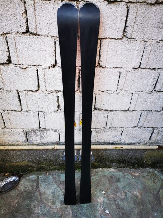 Vând schiuri Atomic Redster XT 157cm ascutire ceruite