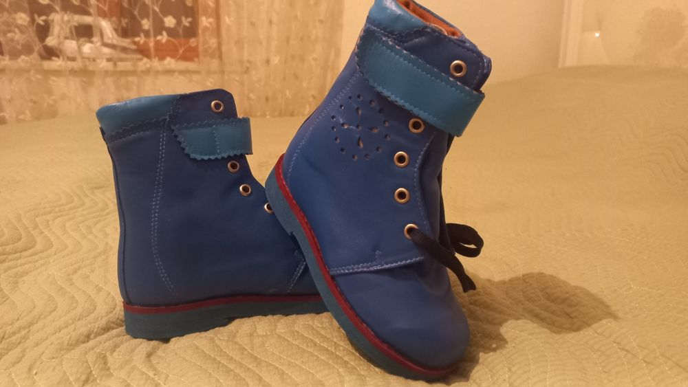 Продам детскую ортопедический обувь зимняя