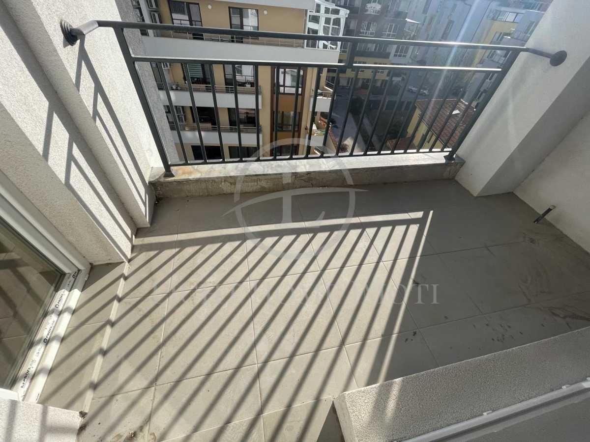 Продава се Двустаен апартамент в Пловдив, Христо Смирненски - 82 кв.м за 1391 €/кв.м - Снимка #5