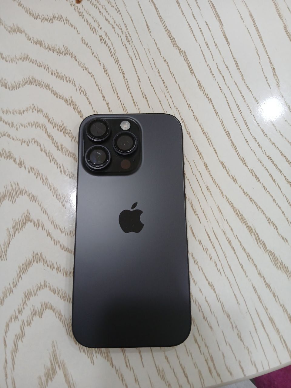 Iphone 16 pro icludga tushgan