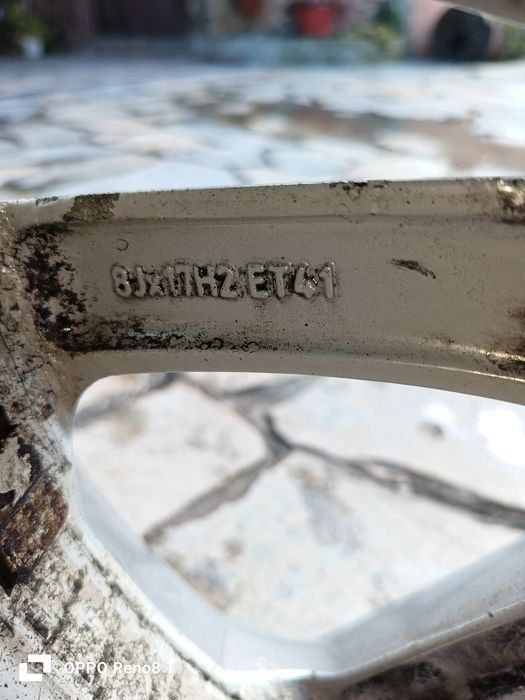 Vând jante originale Volkswagen