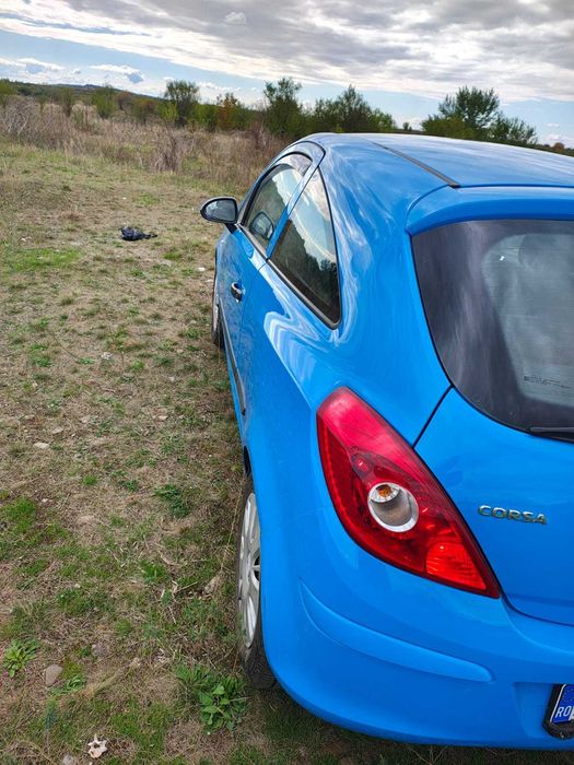 Opel Corsa D 1.2 Automat - stare buna de functionare