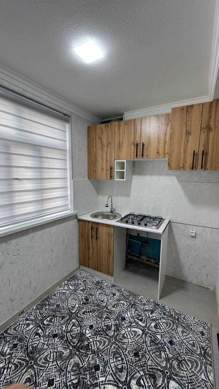 Продается квартира ориентир Вагзал 49- Школа