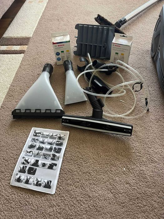 Aspirator cu spalare Bosch BWD41720